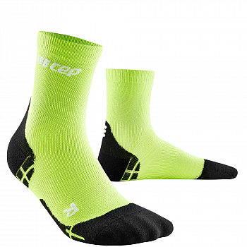 CEP Ultralight Short Cut Compression Socks Damen | Flash Green Black