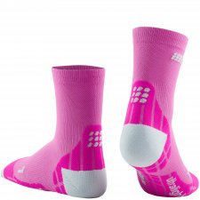 CEP Ultralight Short Cut Compression Socks Damen | Electric Pink